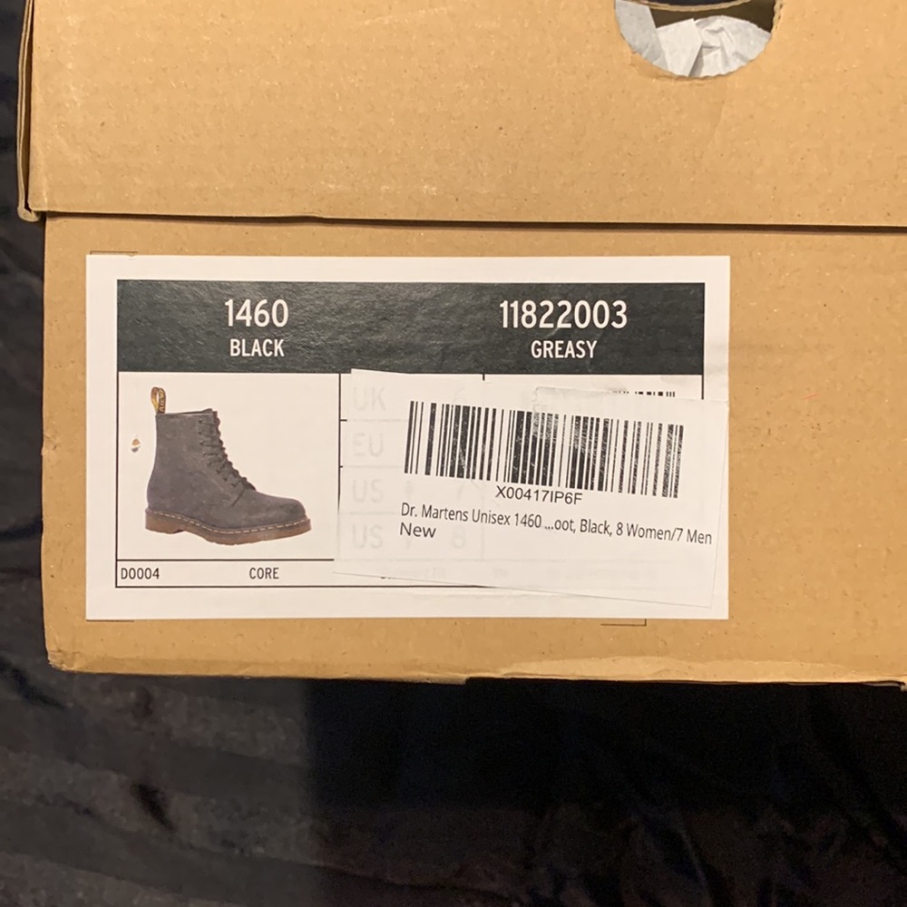 DR. MARTENS 1460 GREASY LEATHER LACE UP BOOTS - LADIES 8 - Picture 10 of 11